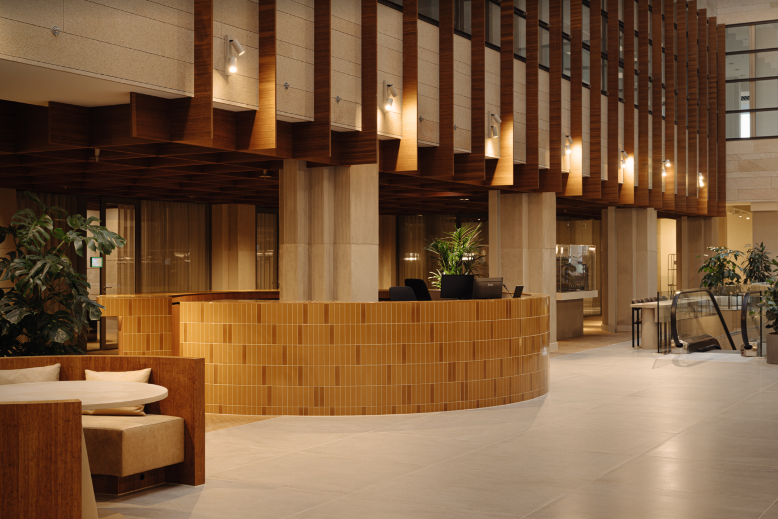 Dzek_Tank_The Bank_01