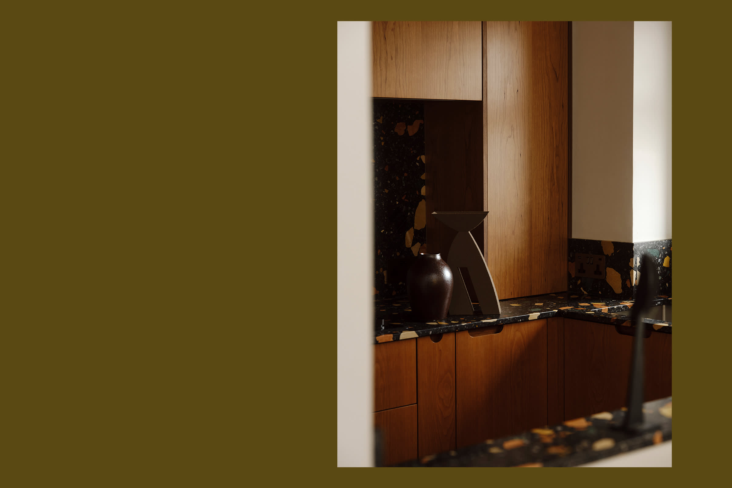 Dzek Holte Beth-Davis Essex-Road 07