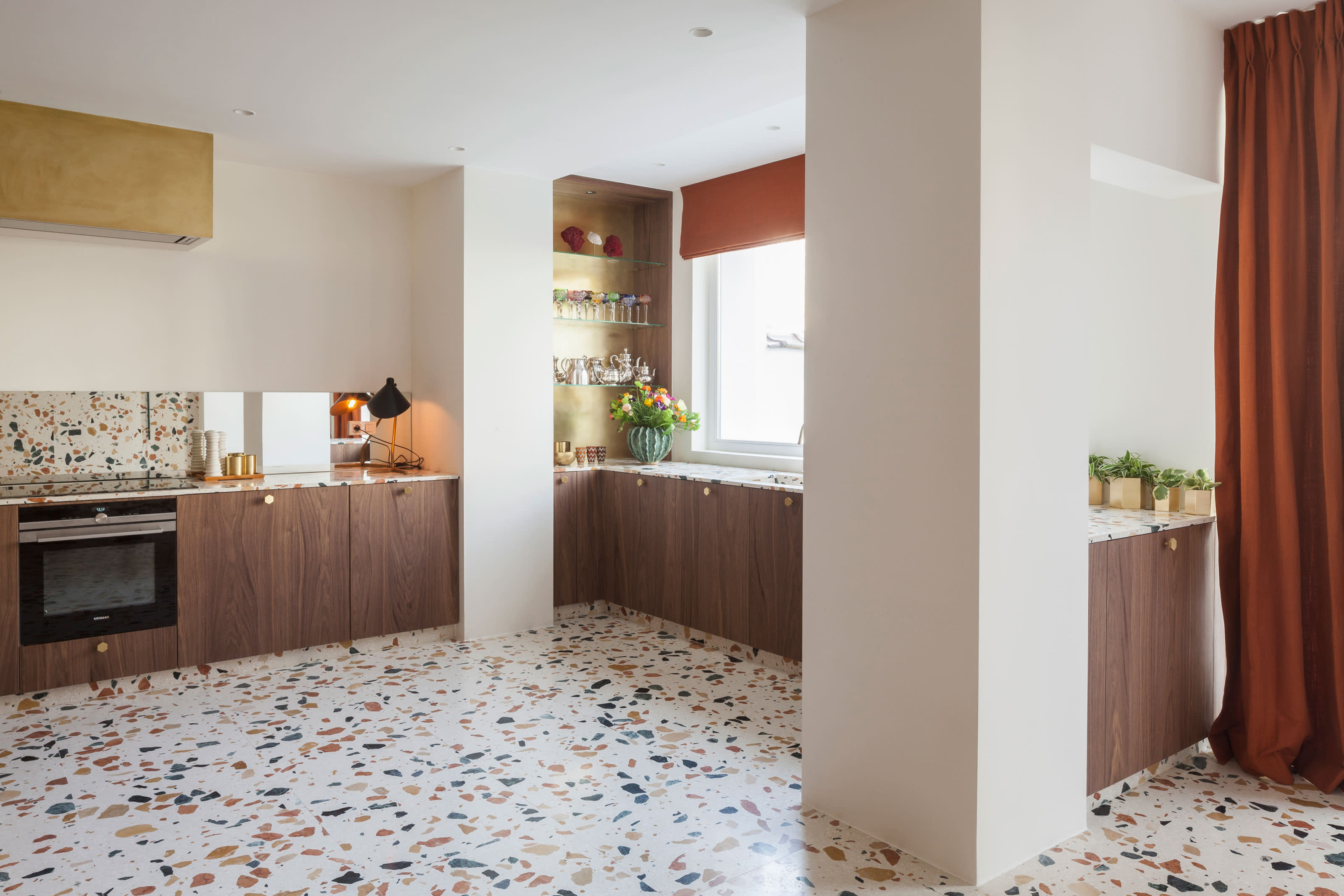 Dzek Marmoreal-White BrusselsPhoto,Tim-Van-de-Velde Design,Victoria-Maria-Interior-Design 5