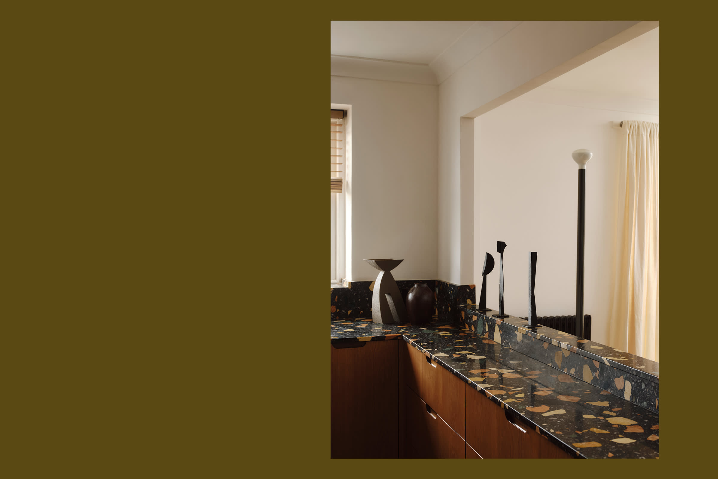 Dzek Holte Beth-Davis Essex-Road 02